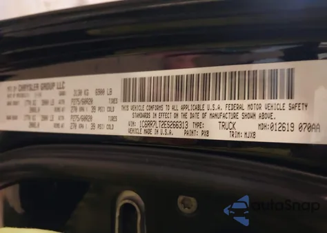 2014 Ram 1500 Outdoorsman z USA, uszkodzony, nr VIN 1C6RR7LT2ES266313